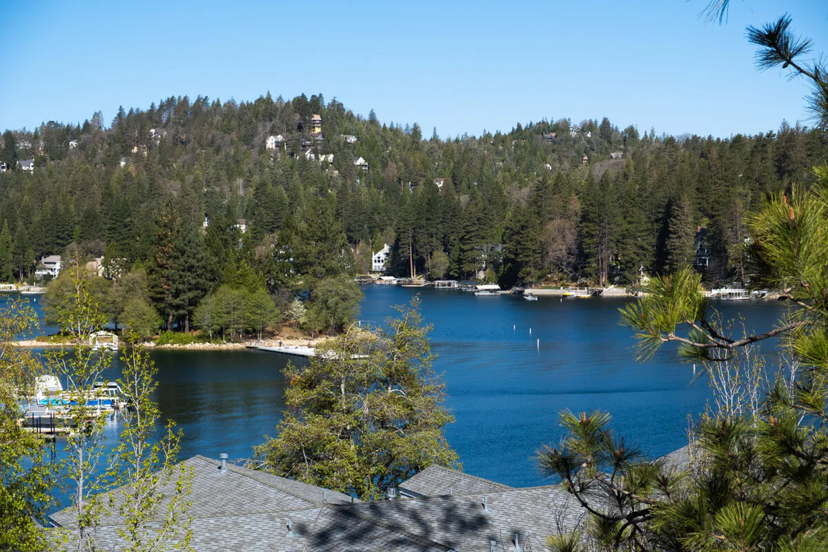 A room with a view at Lake Arrowhead Resort and Spa. (Benjamin Myers/TNS)