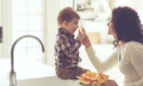 US Birth Rates Increased 1 Percent in 2021, Not Enough for Generational Replacement