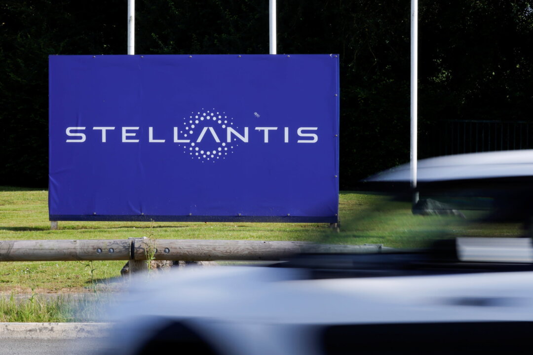 Alert: Stellantis Warns of Deadly Takata Airbags in 225,000 Vehicles