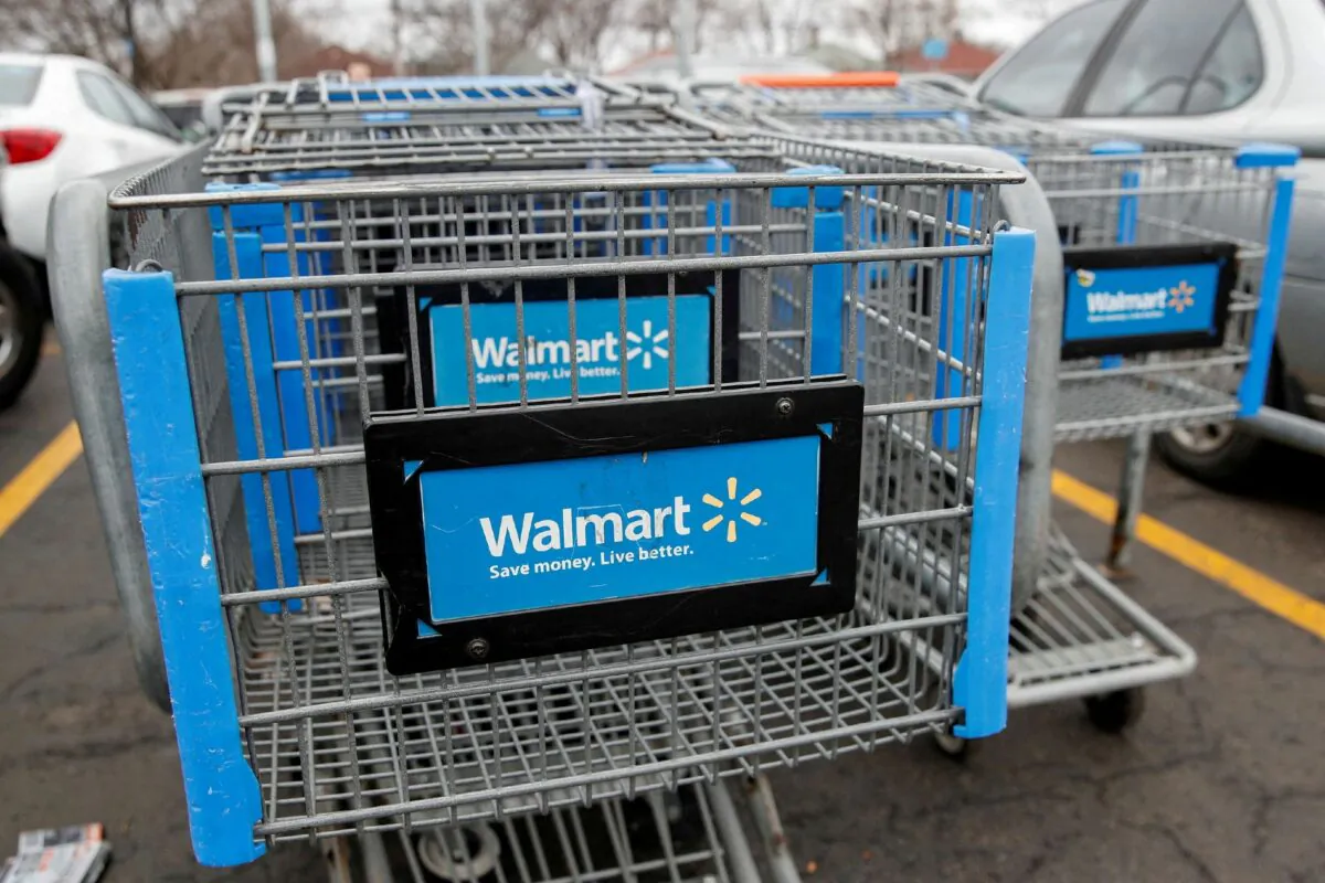 Walmart shopping carts on the parking lot ahead of the Thanksgiving holiday in Chicago, on Nov. 27, 2019. (Kamil Krzaczynski/Reuters)