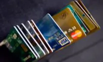 Richest Americans Prefer This Type of Credit Card