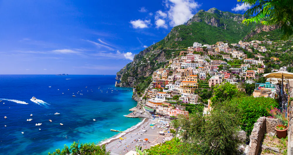 The novel is set in scenic Positano in Italy's Amalfi coast. (leoks/Shutterstock)
