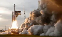 Boeing’s Starliner Capsule Docks With Space Station in Uncrewed Flight Test