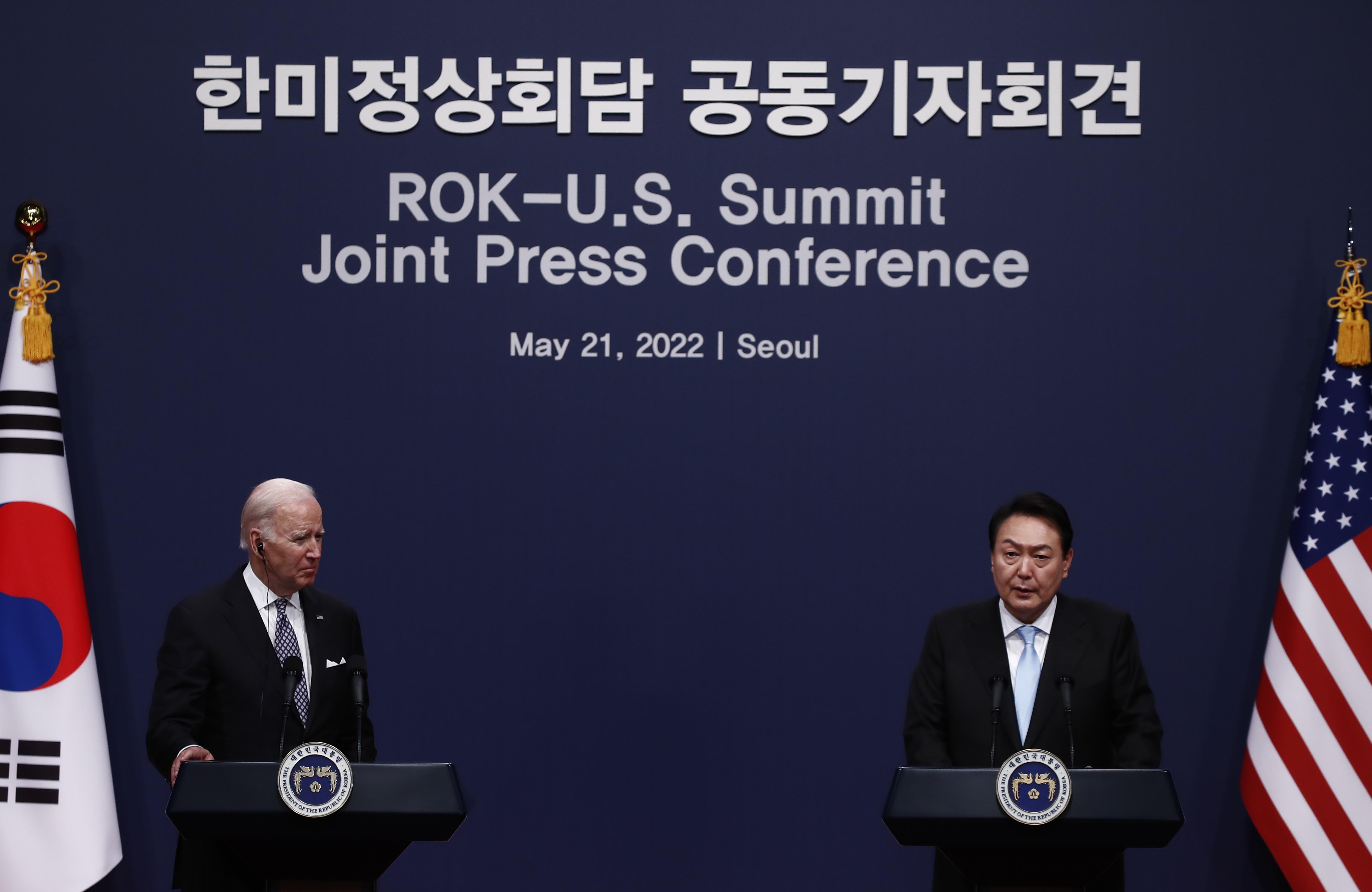 First Biden-Yoon Summit Discusses North Korea, Supply Chains, and Security - Vimarsana News