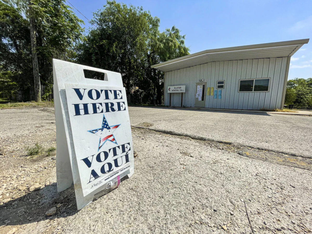 An early voting location for the primary runoff elections in Brackettville, Texas, on May 18, 2022. (Charlotte Cuthbertson/The Epoch Times)