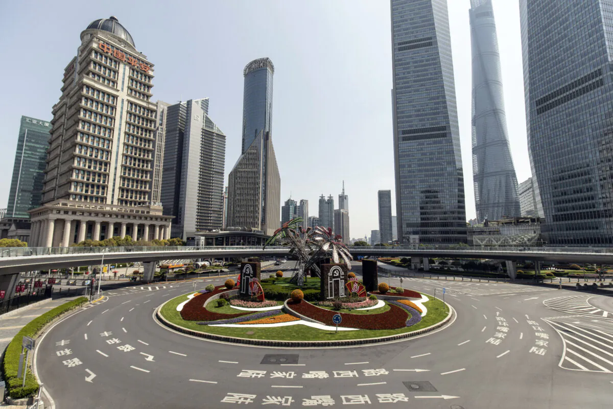 An empty thoroughfare in the Lujiazui Financial District in Shanghai, China, on March 23, 2022. (Qilai Shen/Bloomberg via Getty Images)