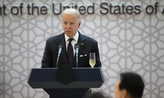 Biden Signs $40 Billion Ukraine Aid Package Into Law