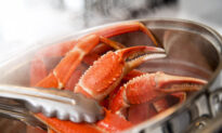 How to Cook Crab Legs
