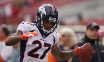 Former NFL Player Charged With Assault After Viral Brawl With Airport Worker in NJ: Report