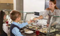 Australian Greens Push for Free School Lunches