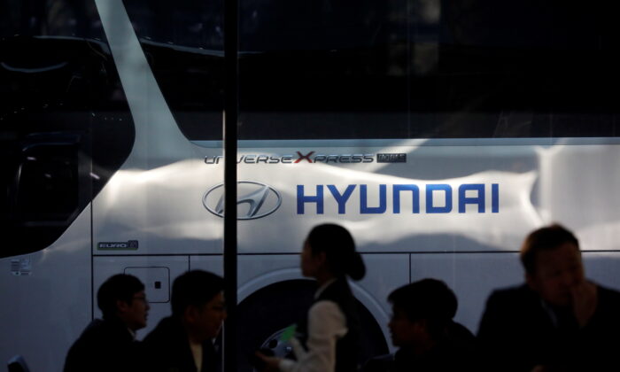The Hyundai Motor logo will be seen at the company's headquarters in Seoul, South Korea on March 22, 2019.  (Kim Hong-Ji / Reuters)