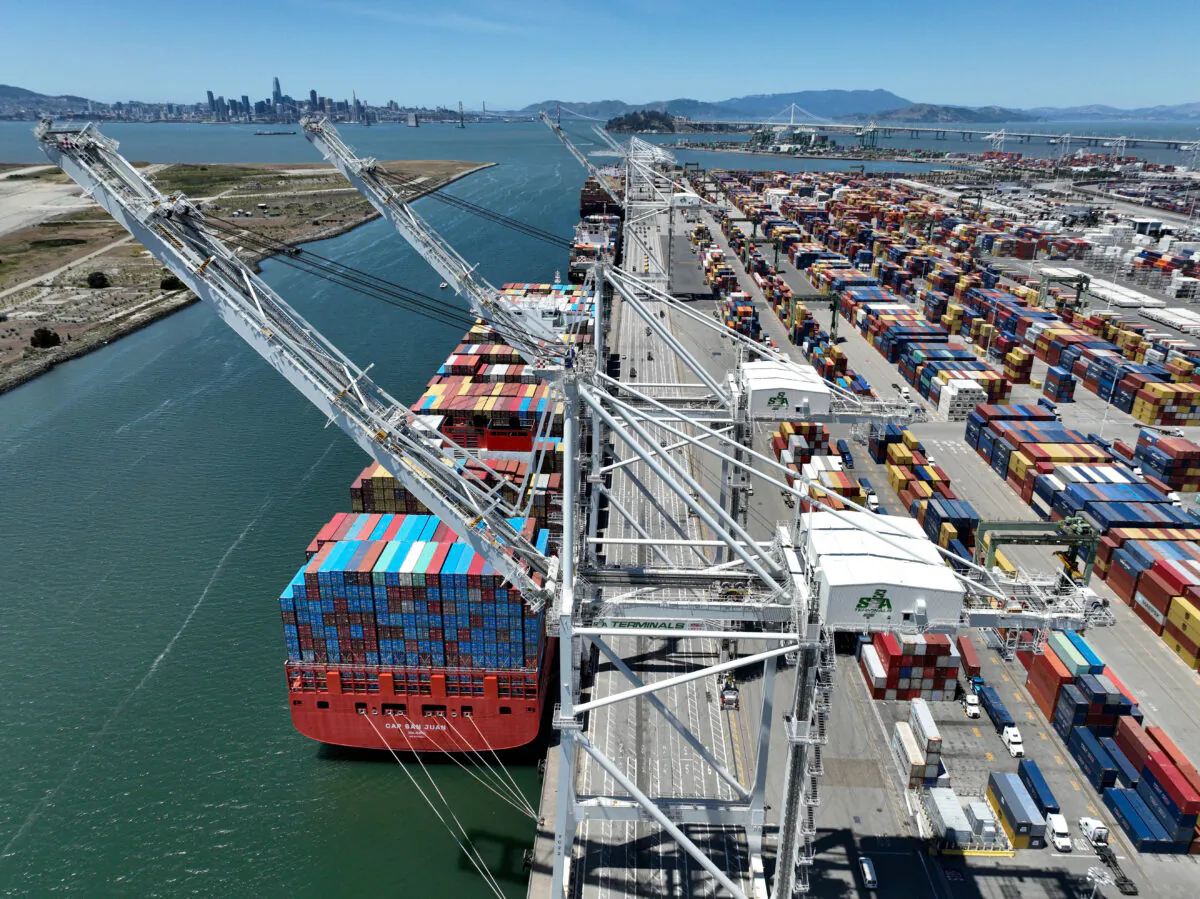 A container ship sits docked at the Port of Oakland, Oakland, California on May 20, 2022. (Justin Sullivan/Getty Images)