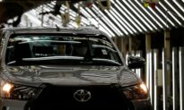 Toyota to Cut Global Production Plan by 100,000 in June