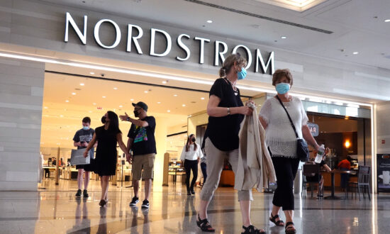 Consumer Spending Weakens In May, Another Red Flag for US Economy