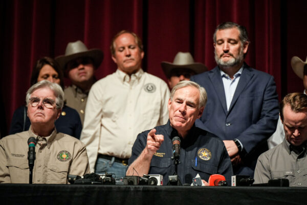 Epoch Times Photo