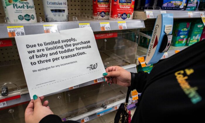 Limited supply of baby formula at a convenience store in Chelsea, Mass., on May 20, 2022. (Joseph Prezioso/AFP via Getty Images)