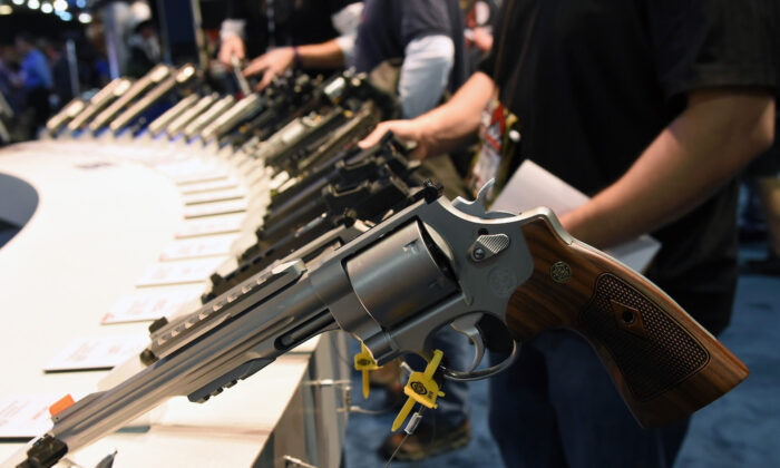 Handguns displayed at the 2016 National Shooting Sports Foundation's Shooting, Hunting, Outdoor Trade Show at the Sands Expo and Convention Center in Las Vegas, Nevada on Jan.19, 2016. (Ethan Miller/Getty Images)