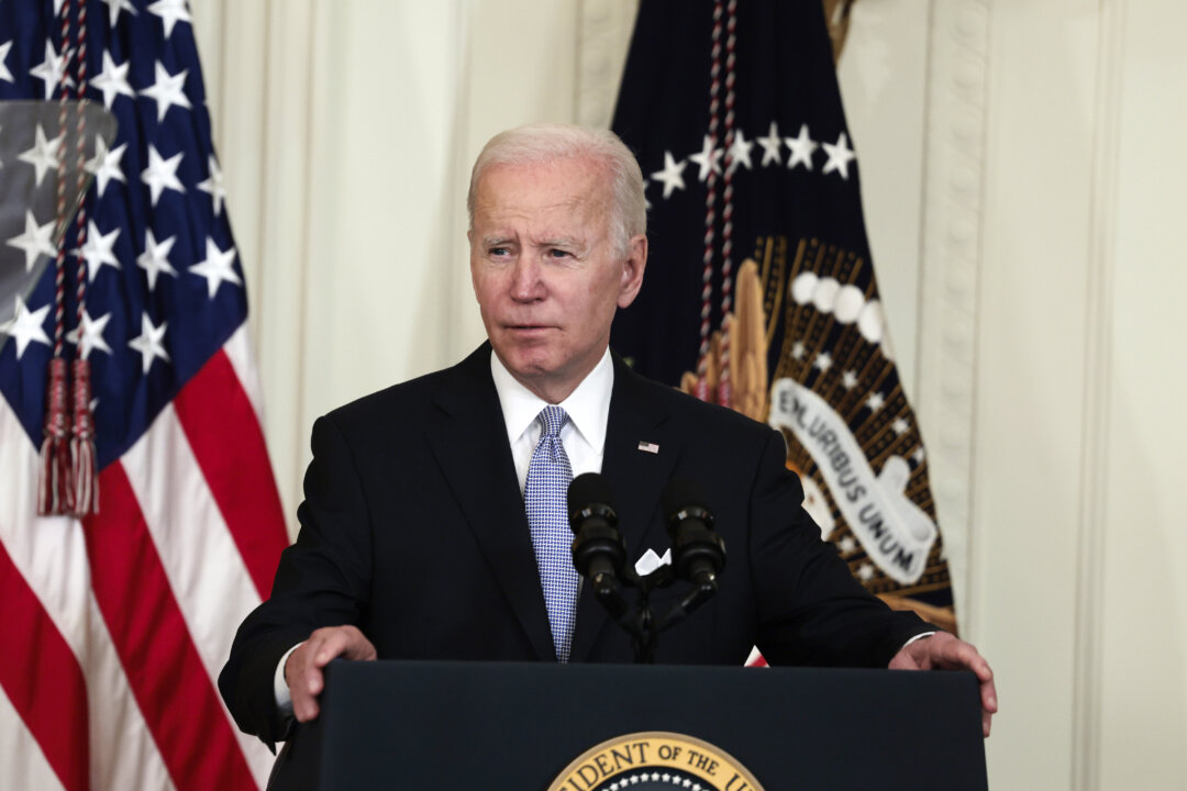 Biden Admin’s Reversal of Trump’s Deregulation Is Hurting Economy, Experts Say