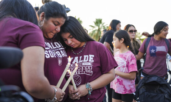 Texas Town Prays Together After Tragic Shooting at Elementary School