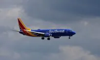 Southwest, JetBlue Give Upbeat Revenue Outlooks Despite Inflation Worries