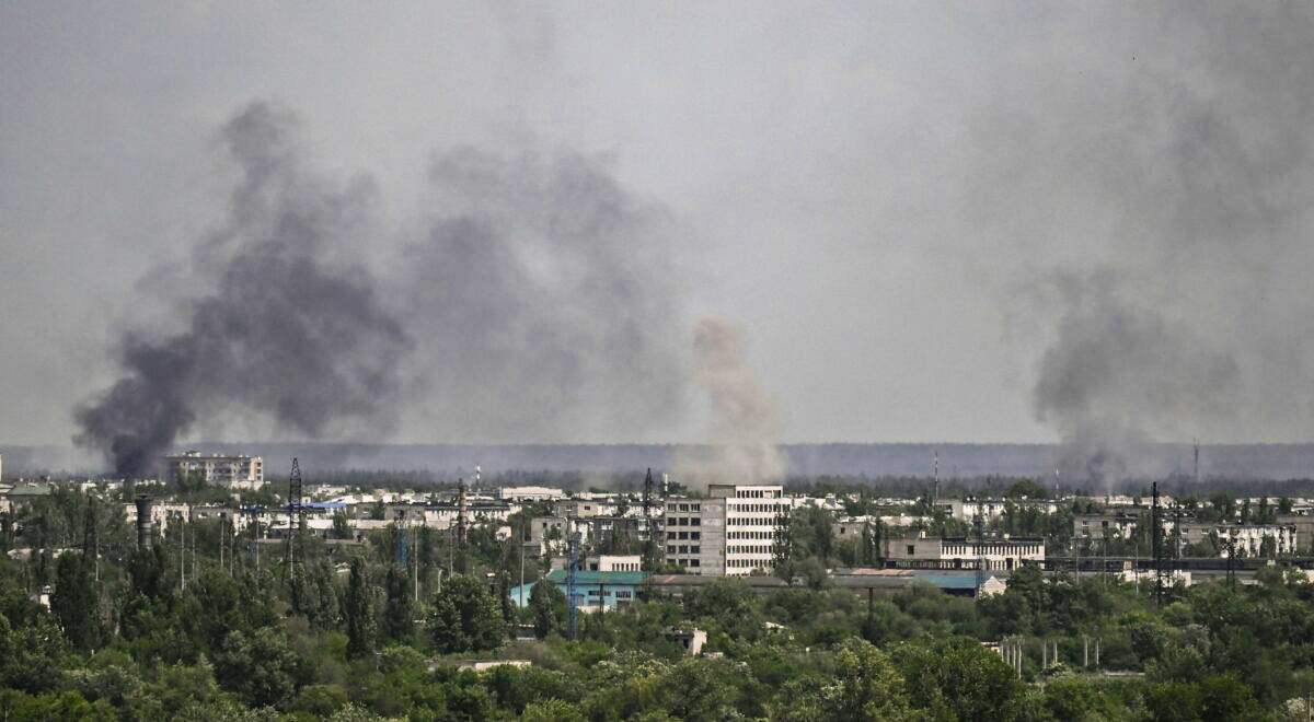 Two Reuters Journalists Injured, Driver Killed in East Ukraine - Vimarsana News