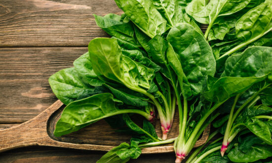 Squeeze Your Leaves: The One Step That’ll Change Your Spinach-Cooking Game