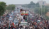Ousted Pakistani Prime Minister Khan Issues Ultimatum After Disbanding Violent Protest March