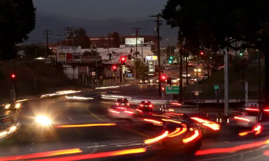 5 People Killed in Fiery Crash on Long Beach Freeway