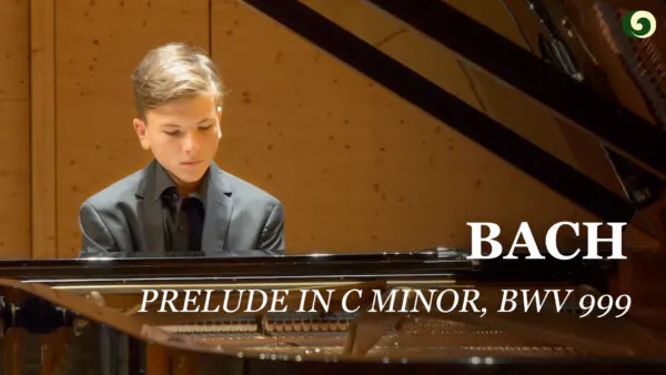 Bach: Prelude in C minor, BWV 999 | Enrico Sieber | Musical Moments