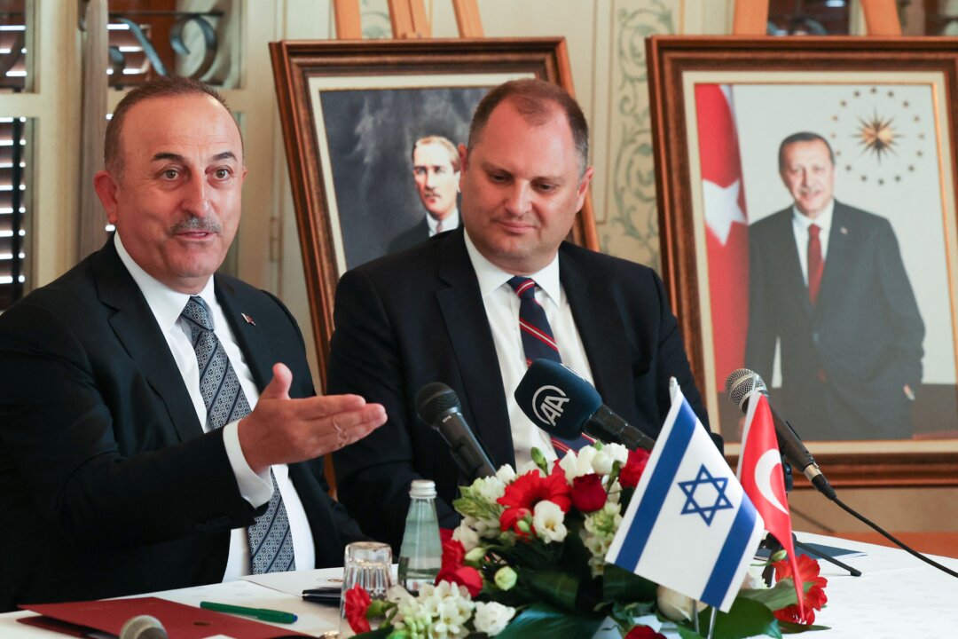 Turkey, Israel Take Tentative Steps Toward Rapprochement