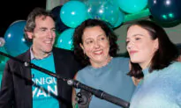 Fintech Company Executive Amelia Hamer Takes on Teal MP Monique Ryan in Kooyong Contest