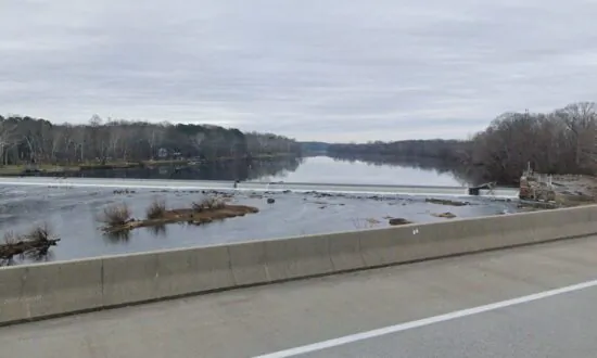 2 Missing in Virginia After Group Went Over James River Dam