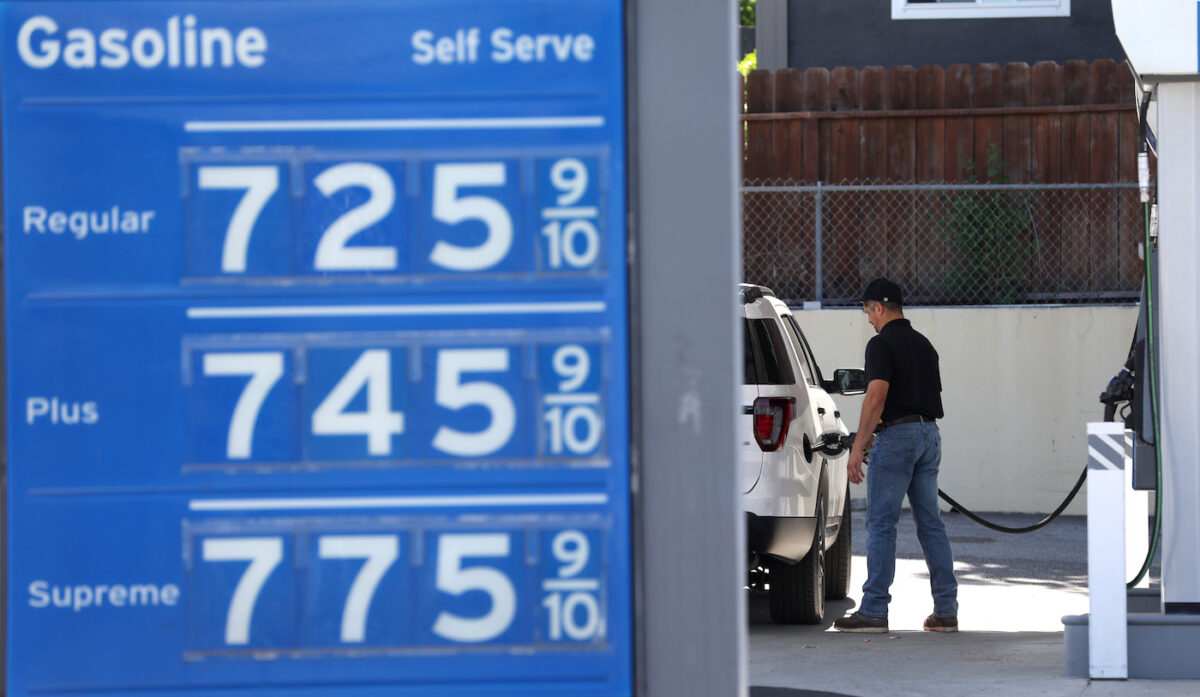 Gas prices over $7.00 a gallon displayed at a Chevron gas station in Menlo Park, Calif., on May 25, 2022. (Justin Sullivan/Getty Images)