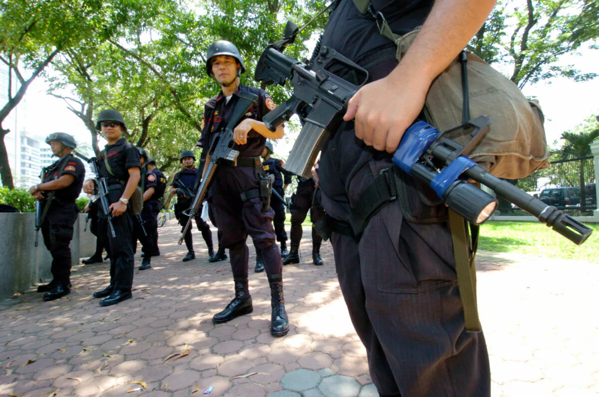 Philippine police in a file photo. (Jay Directo/AFP via Getty Images)