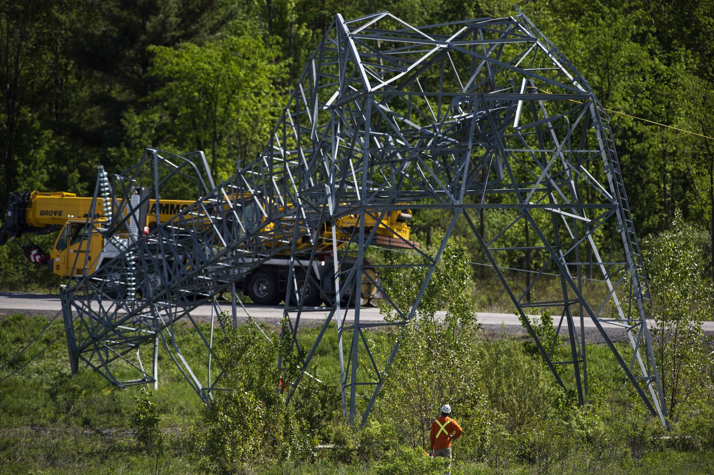 Ottawa Mayor Promises Review of Storm Response as Thousands Remain in the Dark - Vimarsana News