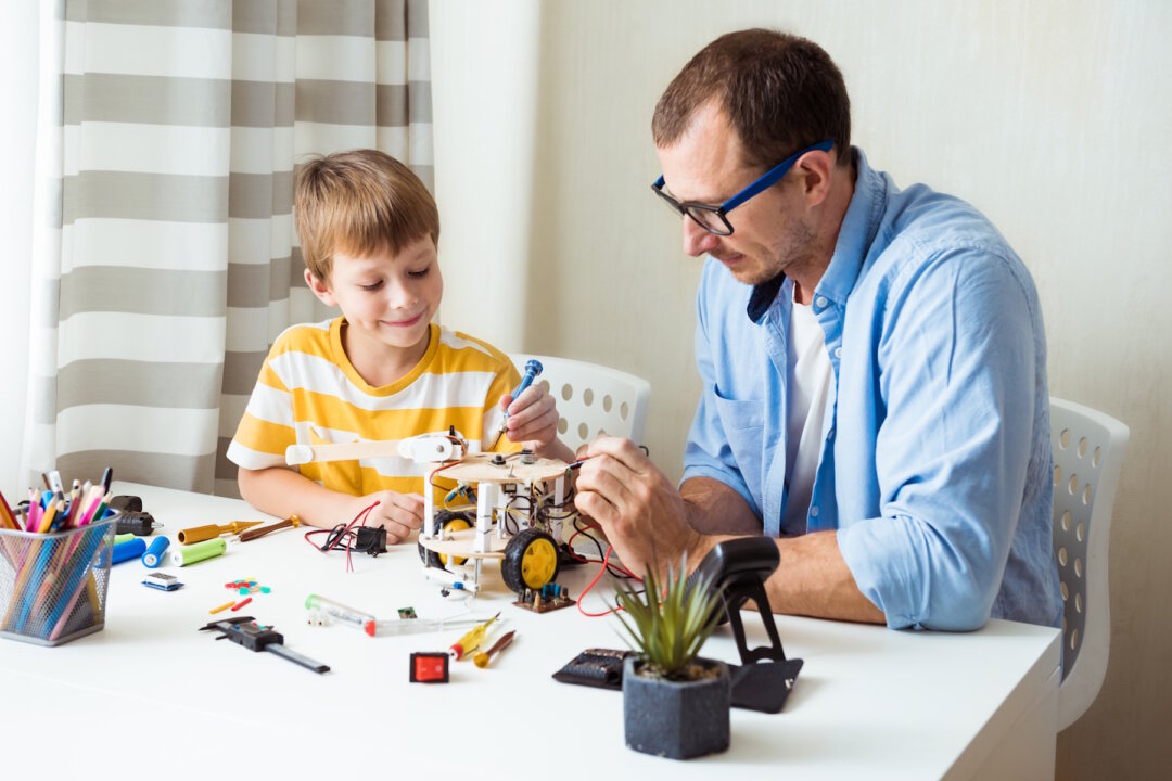 Homeschool Students Soar Above Pre-Pandemic Levels as Public School Enrollment Drops