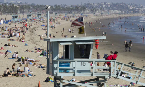 LA Health Department Cautions Against Contaminated Beaches