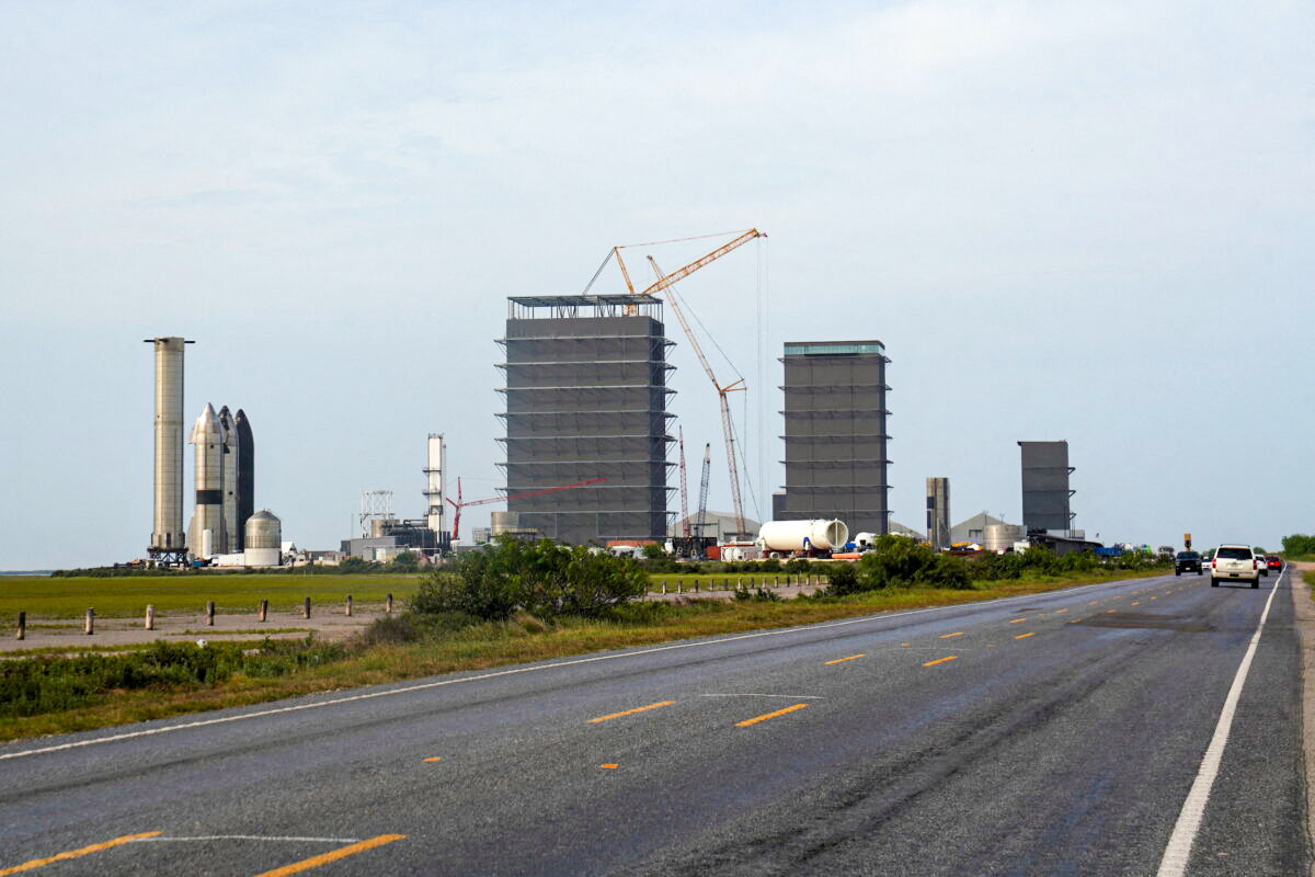 US FAA Delays SpaceX Final Environmental Decision to June 13 - Vimarsana News
