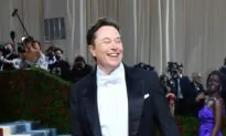 Elon Musk Takes Dig at Deutsche Bank’s ‘Greenwashing’ Raid After Tesla ESG Snub
