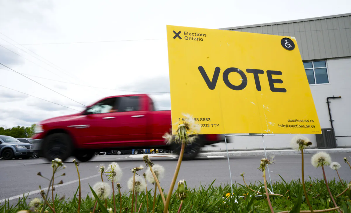 A vote sign is displayed outside a polling station during advanced voting in the Ontario provincial election in Carleton Place, Ont., on May 24, 2022. (The Canadian Press/Sean Kilpatrick)