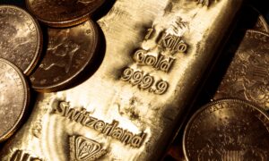 Where Will Gold Prices Go? It Depends on the Economy