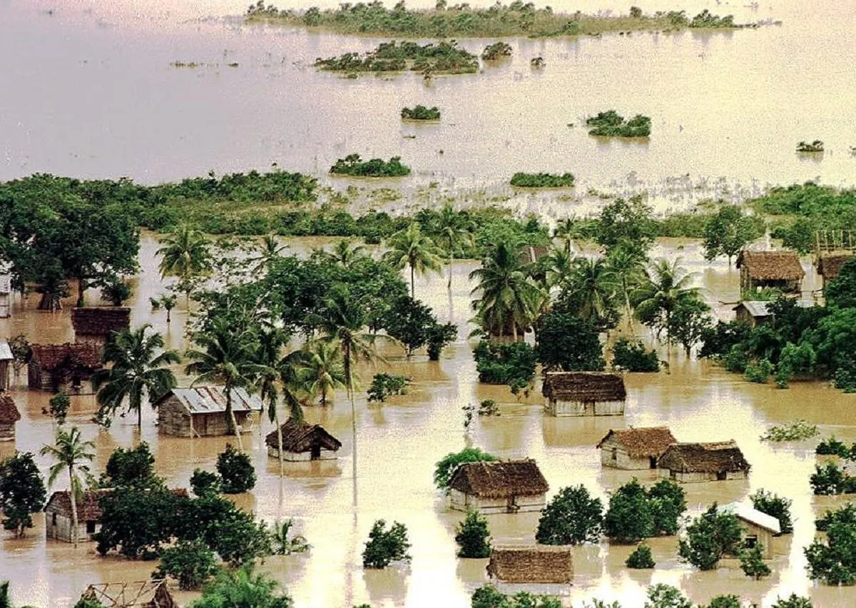A settlement remain flooded by flood waters from the after the Segovia River after the passage of Hurricane Mitch, in the La Mosquitia province, northeast Honduras, on Nov. 3, 1998. (Orlando Sierra/AFP via Getty Images)