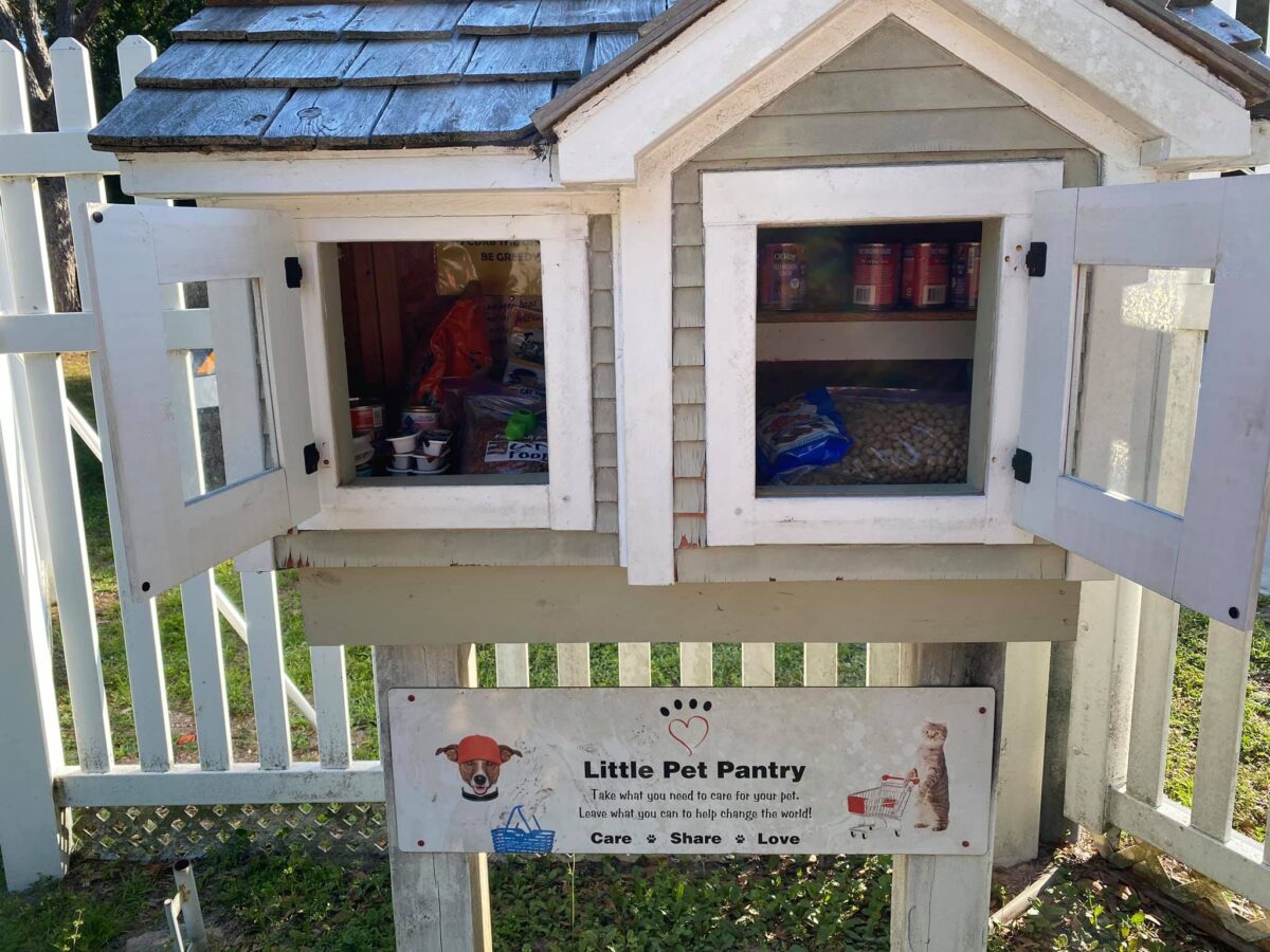 In order to help those in need in their community, the Pet Pantry, located just outside of the front gate at the Humane Society of the Nature Coast in Brooksville, Florida, is fully stocked with cat and dog food and is available at no cost. 