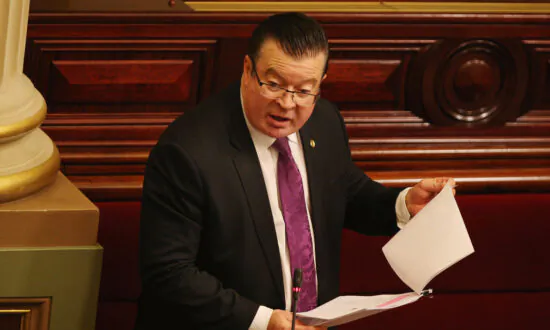 Expelled Liberal MP Bernie Finn Becomes Democratic Labour Party Leader for Victoria