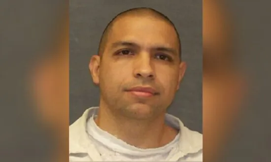 3 Children, 2 Adults Found Dead Inside a Texas Home, Escaped Inmate Believed to Be Connected