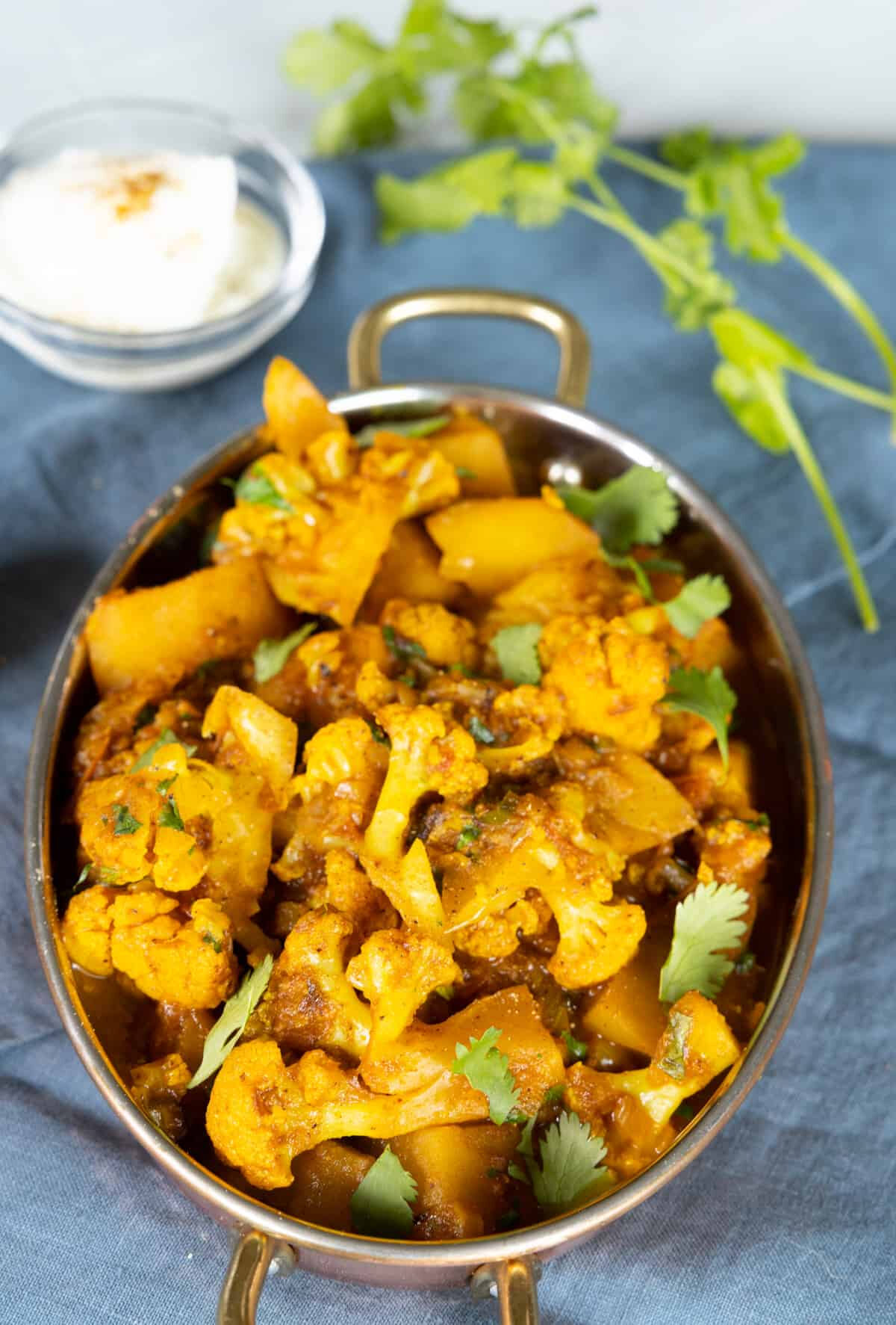 Cauliflower Curry With Potato (Aloo Gobi)