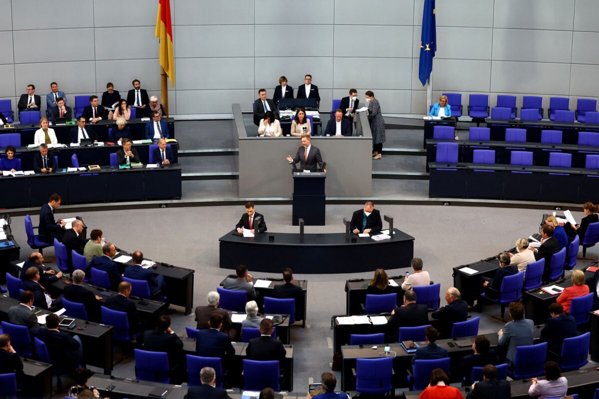 NextImg:German Finance Minister Warns Against ‘Dangerous’ Trade Dependence on China