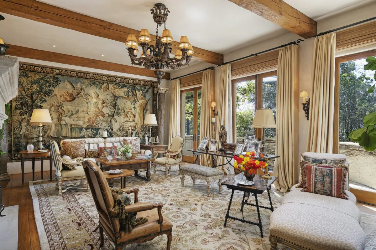 Throughout the home, fine antiques and accents, collected by Ray Leonard’s wife Bernadette Robi on her world travels, punctuate the overall sense of fine living and design perfection. This is truly an elegant and tasteful home. (Jim Bartsch/Jade Mills)