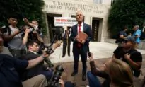 Ex-Trump Adviser Peter Navarro Vows to Appeal ‘Outrageous’ Convictions