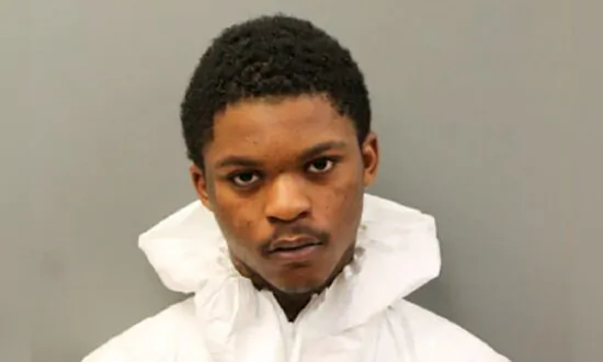 Chicago Man Arrested in Shootings of US Marshal, Police Dog